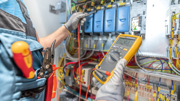 Best Affordable Emergency Electrician  in Bloomingdale, IL